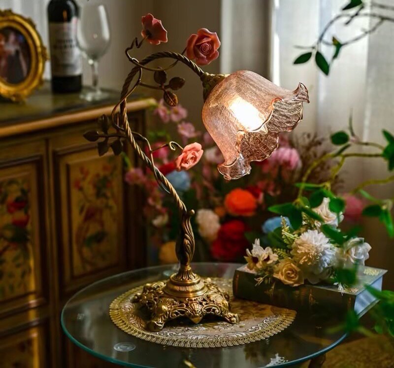 Campanella Vintage Rose Table Lamp - Vakkerlight