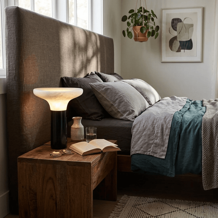 Cap Alabaster Table Lamp - Vakkerlight