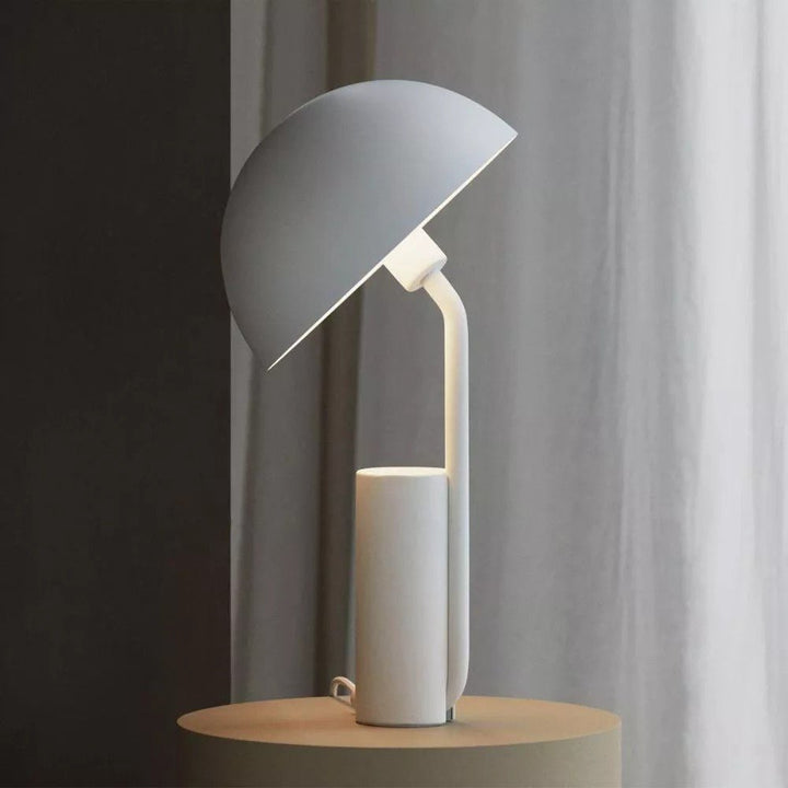 Cap Table Lamp - Vakkerlight