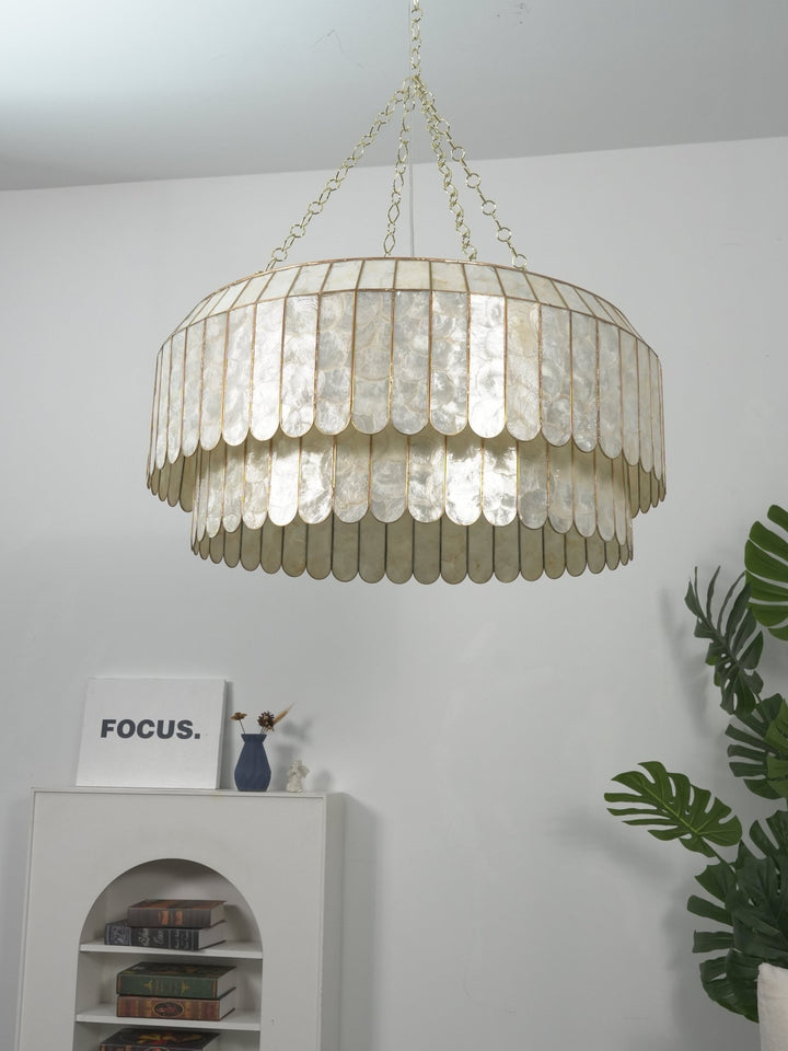 Capiz Aurelia Chandelier - Vakkerlight