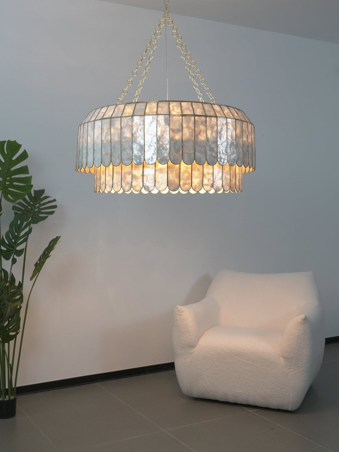 Capiz Aurelia Chandelier - Vakkerlight
