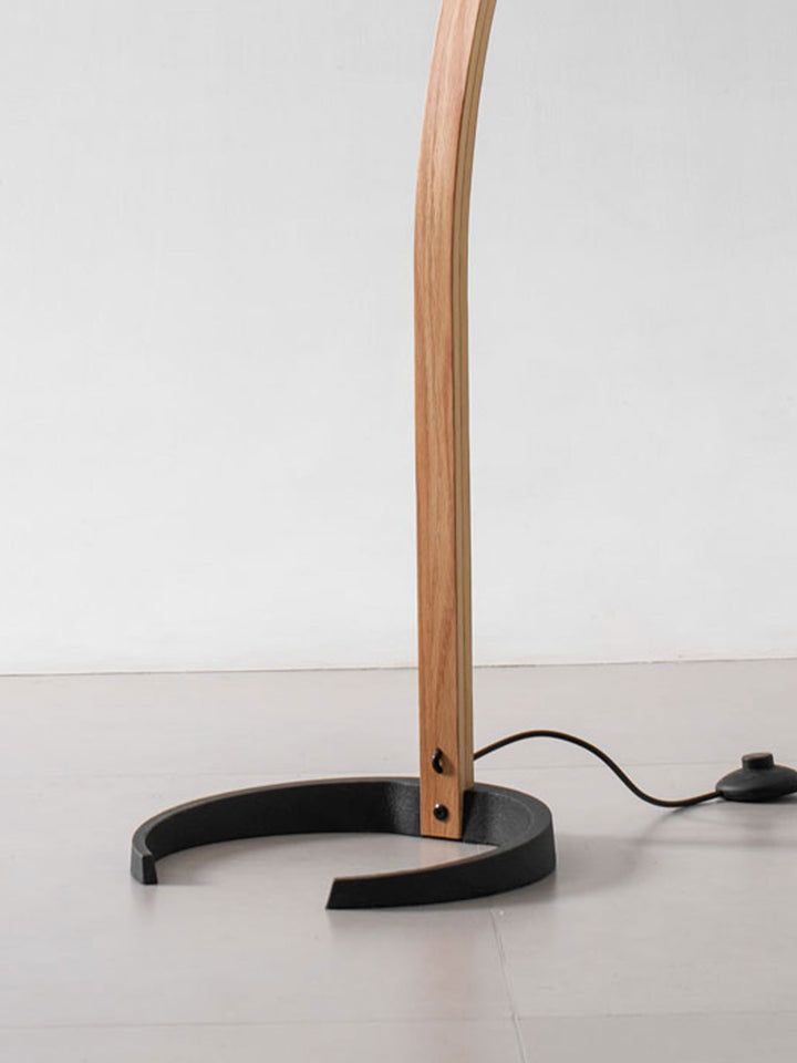 Caprani Floor Lamp - Vakkerlight