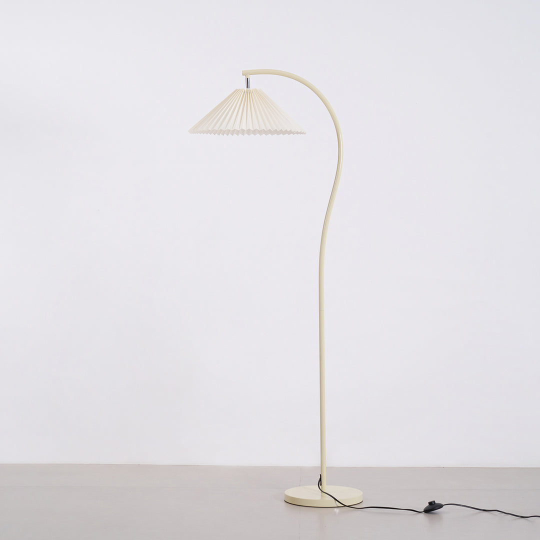 Crescini Pleated Floor Lamp - Vakkerlight