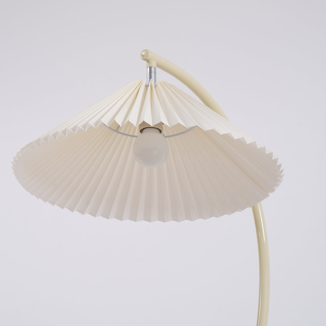 Crescini Pleated Floor Lamp - Vakkerlight