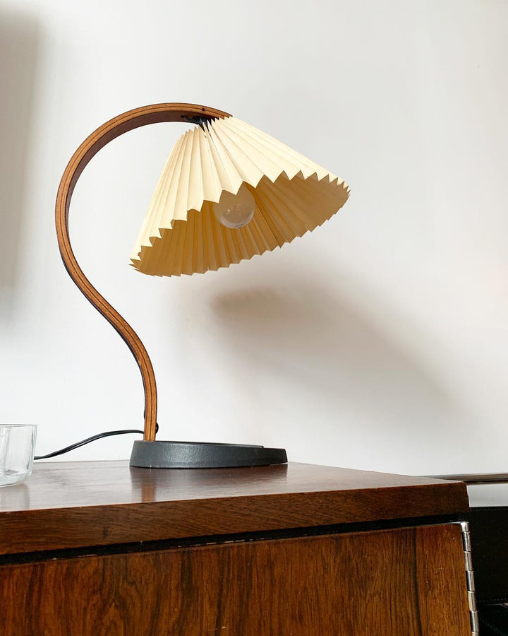 Caprani Table Lamp - Vakkerlight