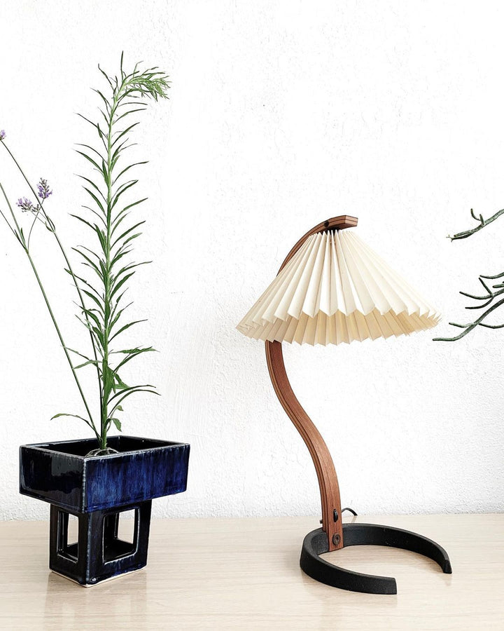 Caprani Table Lamp - Vakkerlight