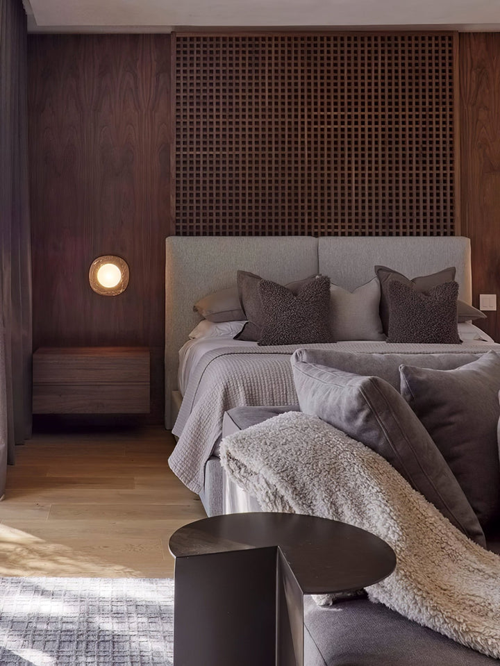 Carrara Cusp Sconce - Vakkerlight