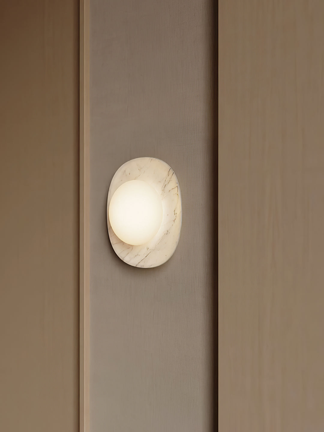 Carrara Cusp Sconce - Vakkerlight