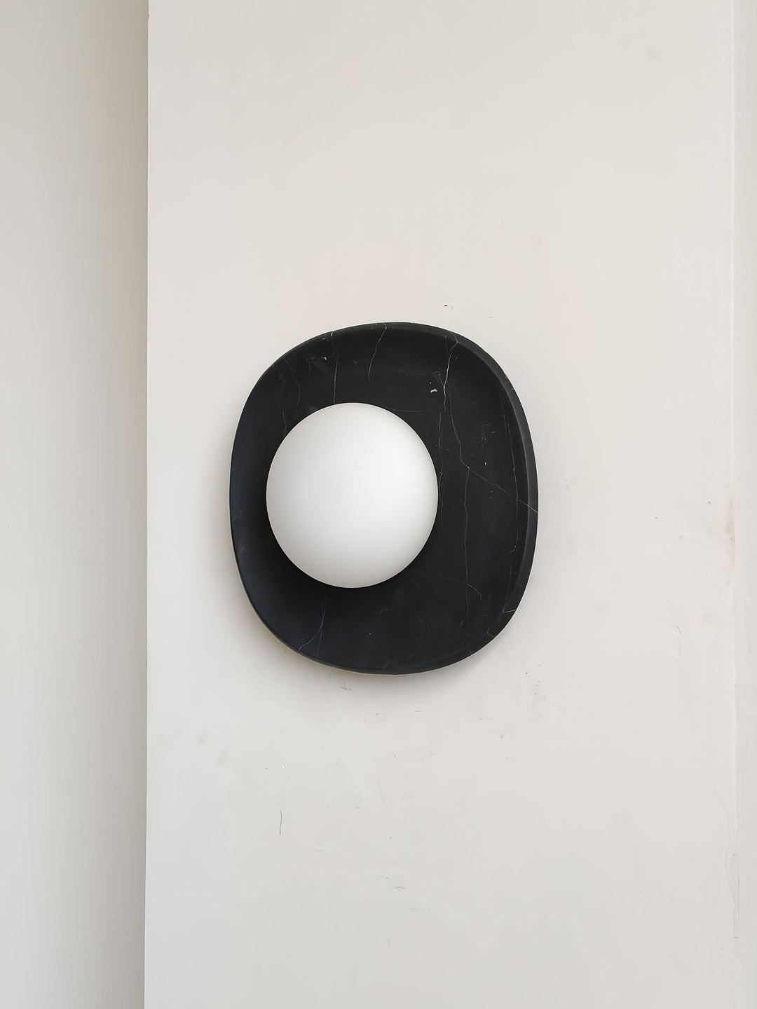 Carrara Cusp Sconce - Vakkerlight