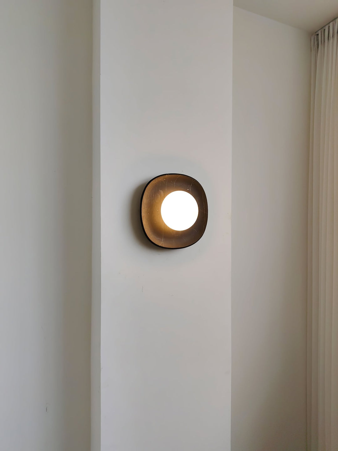 Carrara Cusp Sconce - Vakkerlight