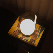 مصباح طاولة مدمج بالبطارية من كاري