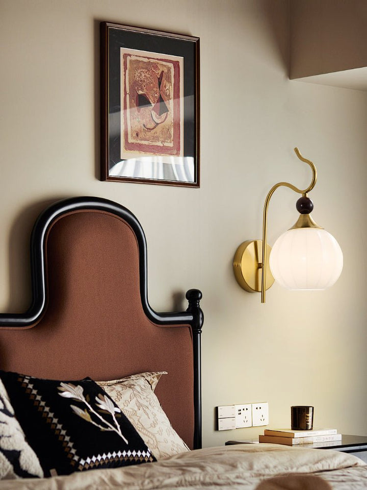 Celeste Curved Wall Sconce - Vakkerlight