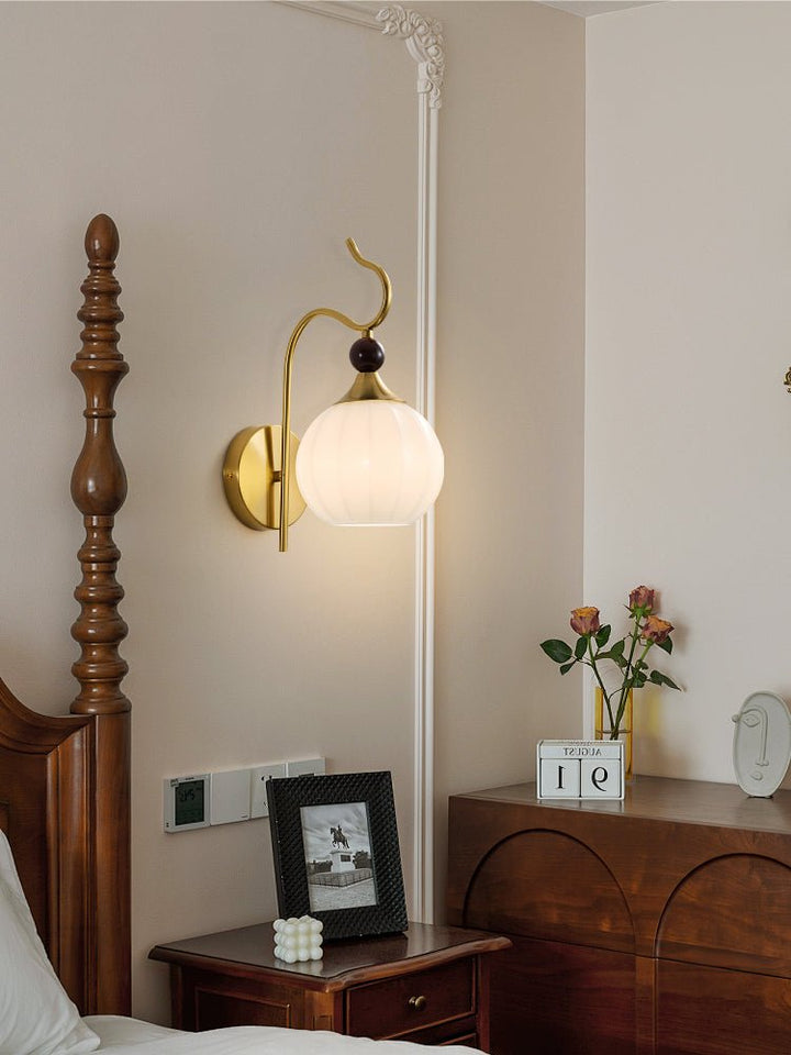 Celeste Curved Wall Sconce - Vakkerlight