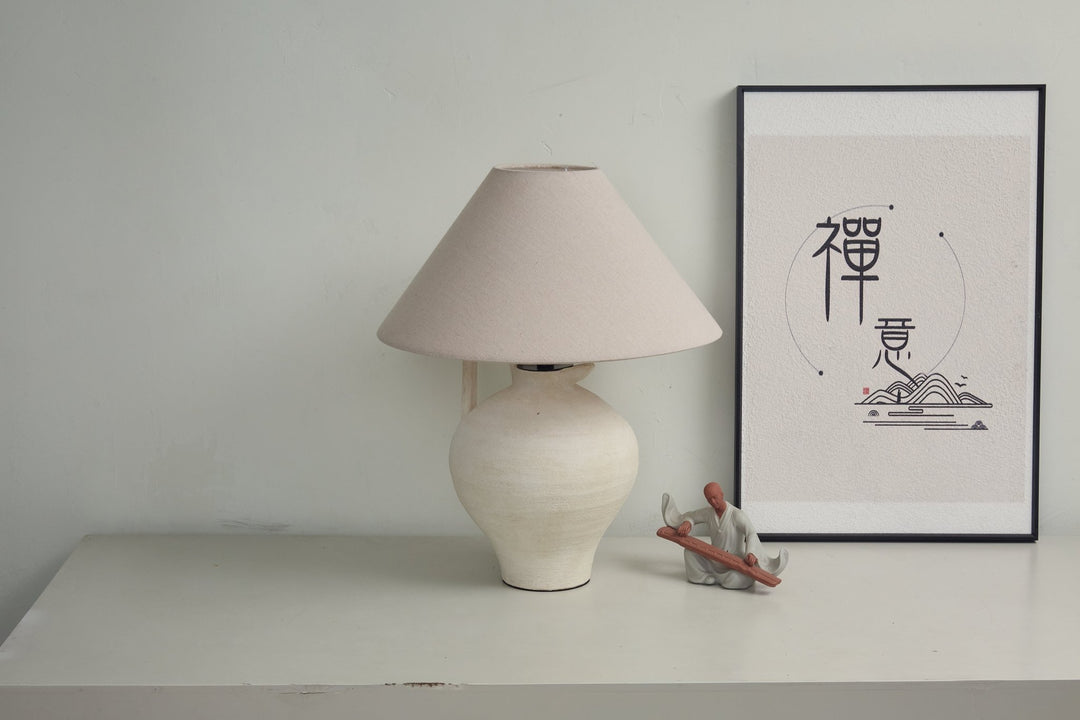 Ceramic Pitcher Shaped Table Lamp - Vakkerlight
