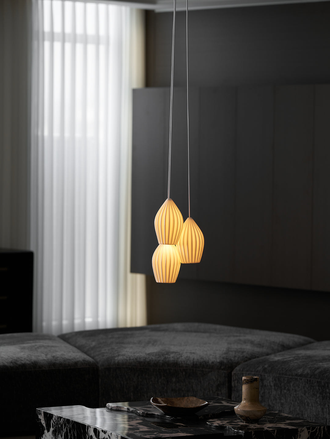Ceramic Ribbed Pendant Light - Vakkerlight