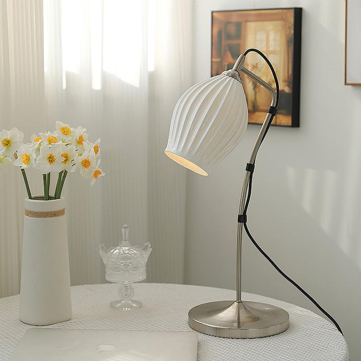 Ceramic Ribbed Table Lamp - Vakkerlight