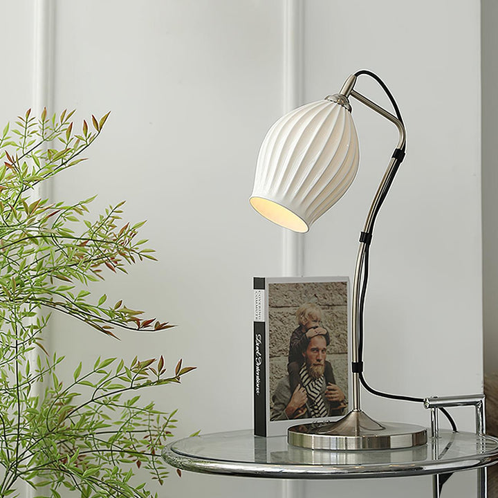 Ceramic Ribbed Table Lamp - Vakkerlight