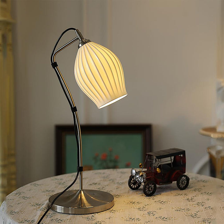 Ceramic Ribbed Table Lamp - Vakkerlight