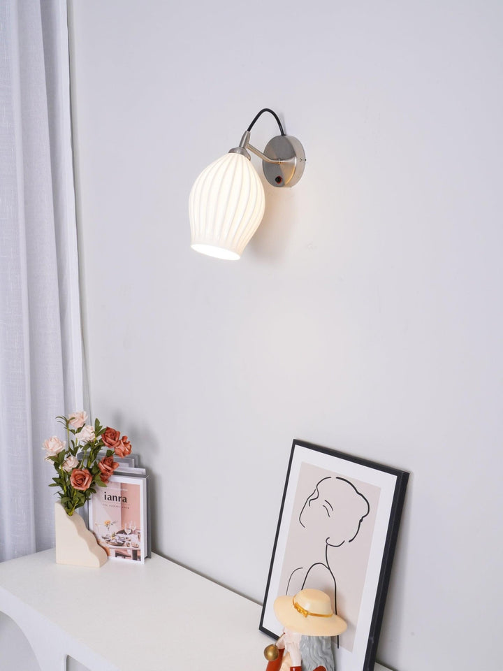 Ceramic Ribbed Wall light - Vakkerlight