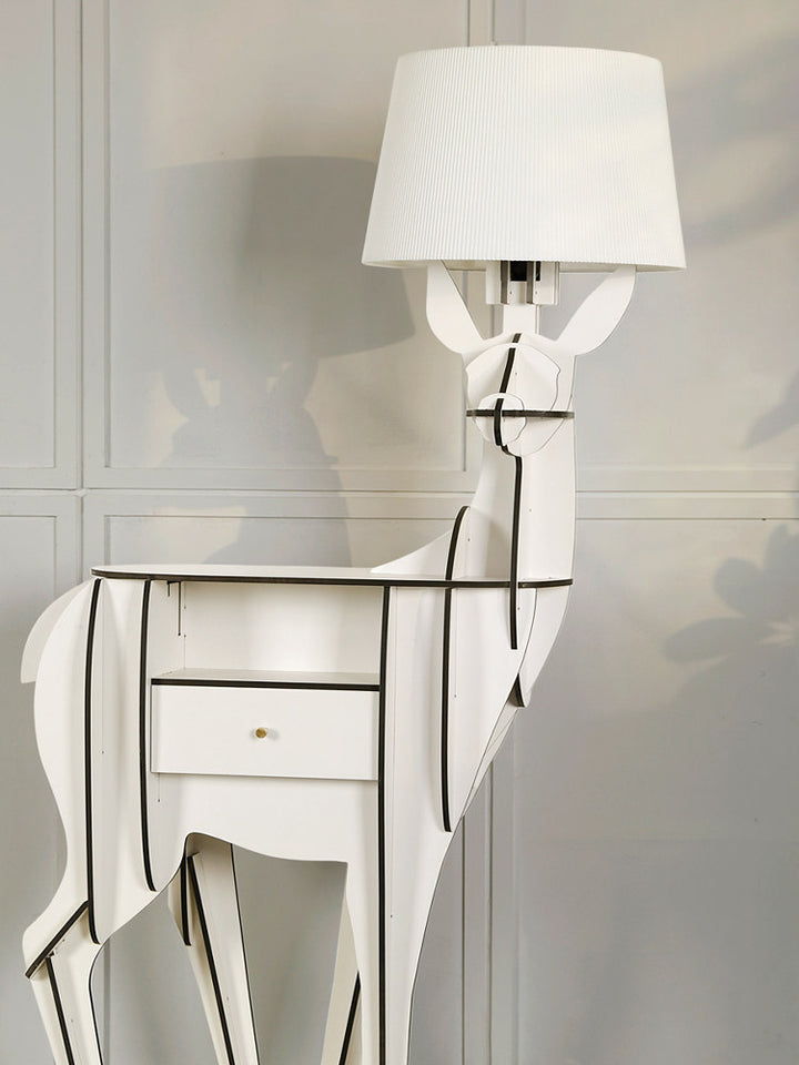 Cervus Deep Floor Lamp