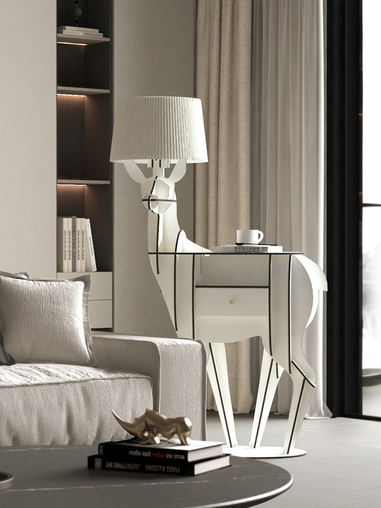 Cervus Deep Floor Lamp