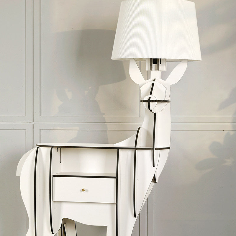 Cervus Deep Floor Lamp