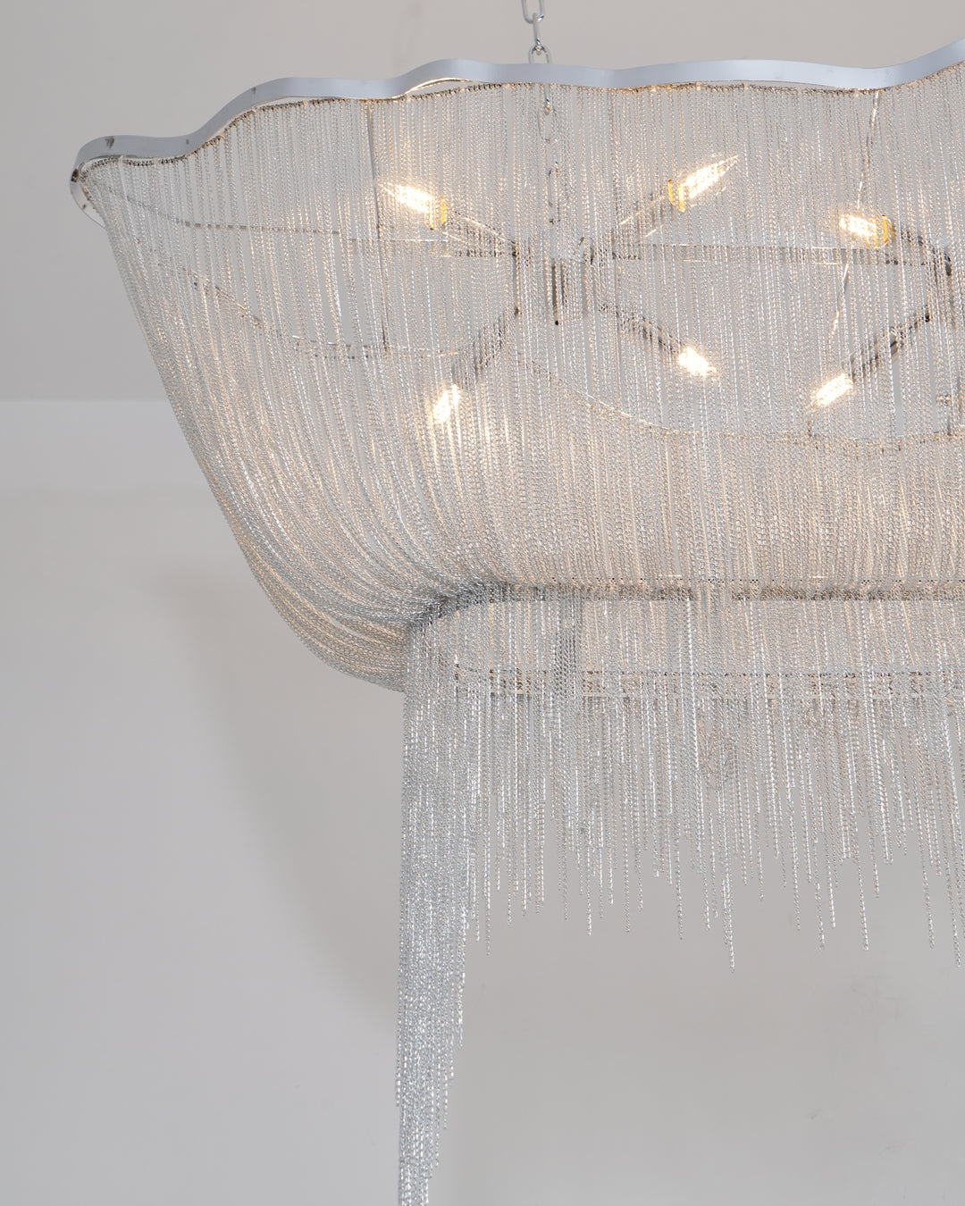 Chains Shimmering Chandelier - Vakkerlight