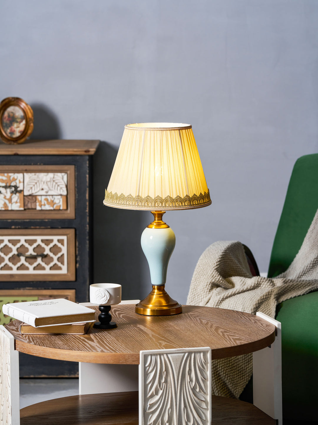 Chaslyn Desk Lamp