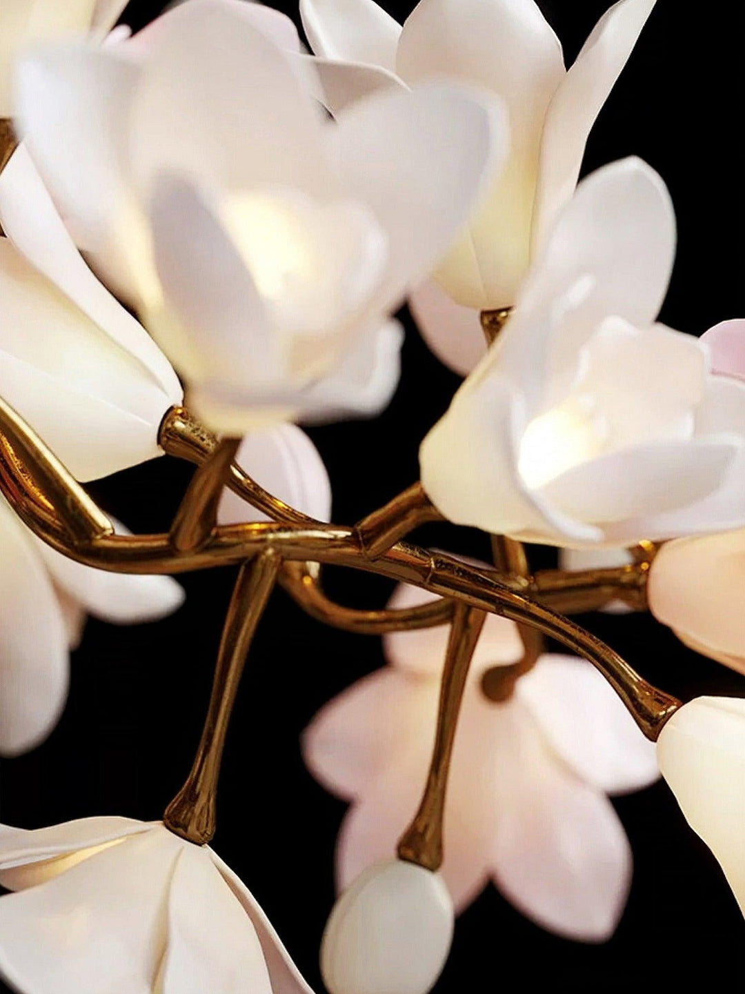 Circular Blossom Chandelier - Vakkerlight