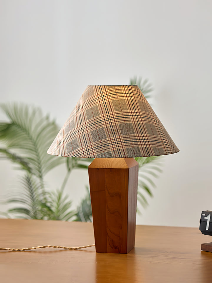Claremont Plaid Table Lamp - Vakkerlight