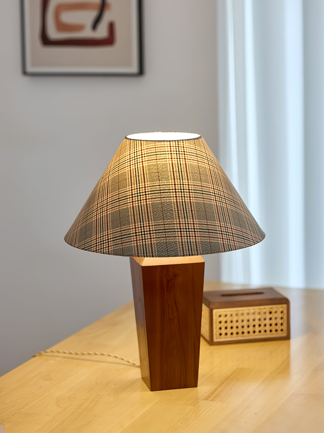 Claremont Plaid Table Lamp - Vakkerlight