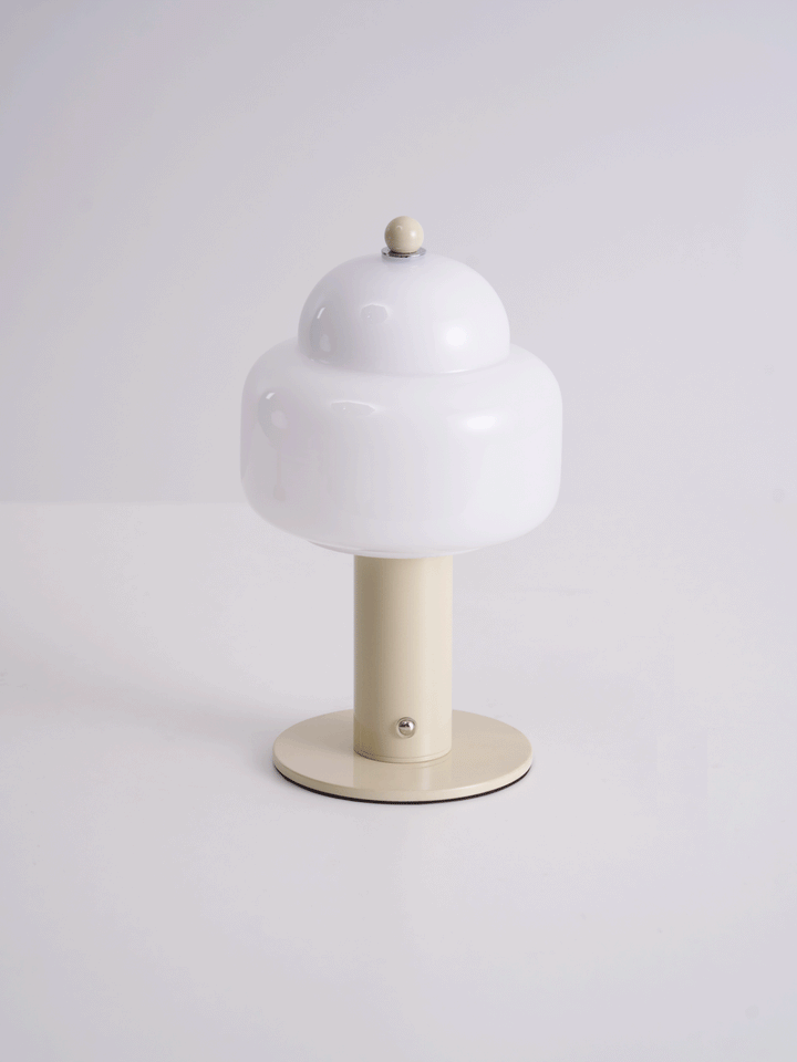 Cloud Dome Tischlampe 