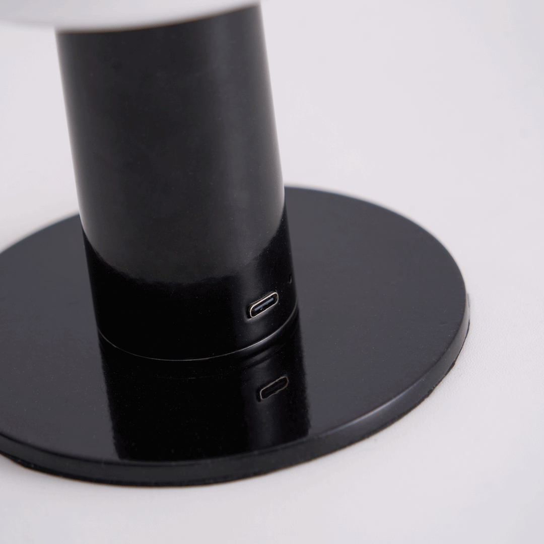 Cloud Dome Tischlampe 