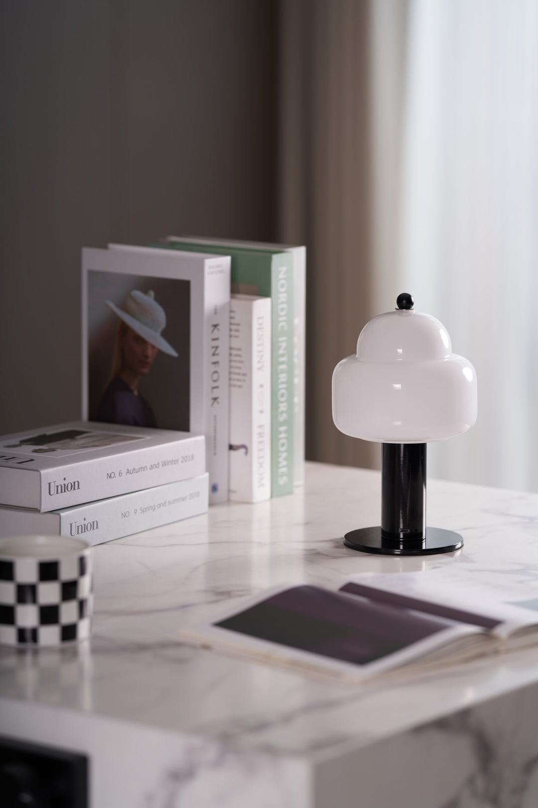 Cloud Dome Table Lamp - Vakkerlight