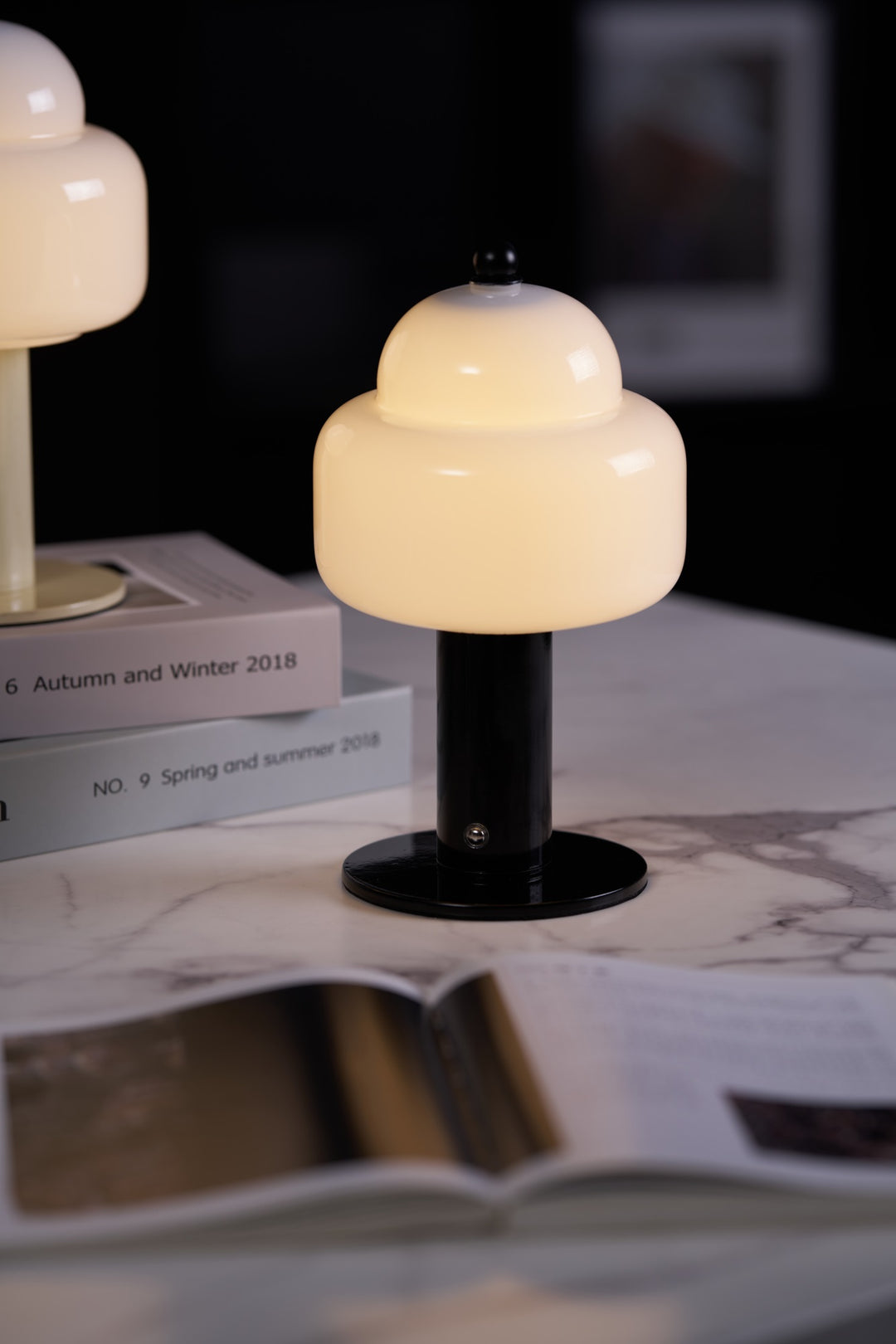 Cloud Dome Table Lamp - Vakkerlight
