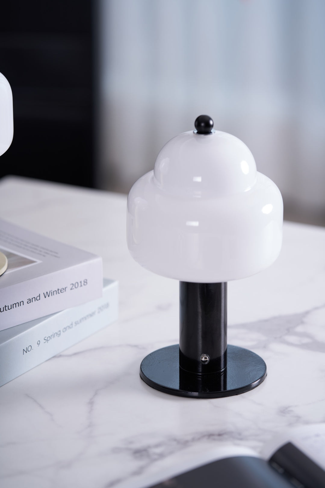 Cloud Dome Table Lamp - Vakkerlight