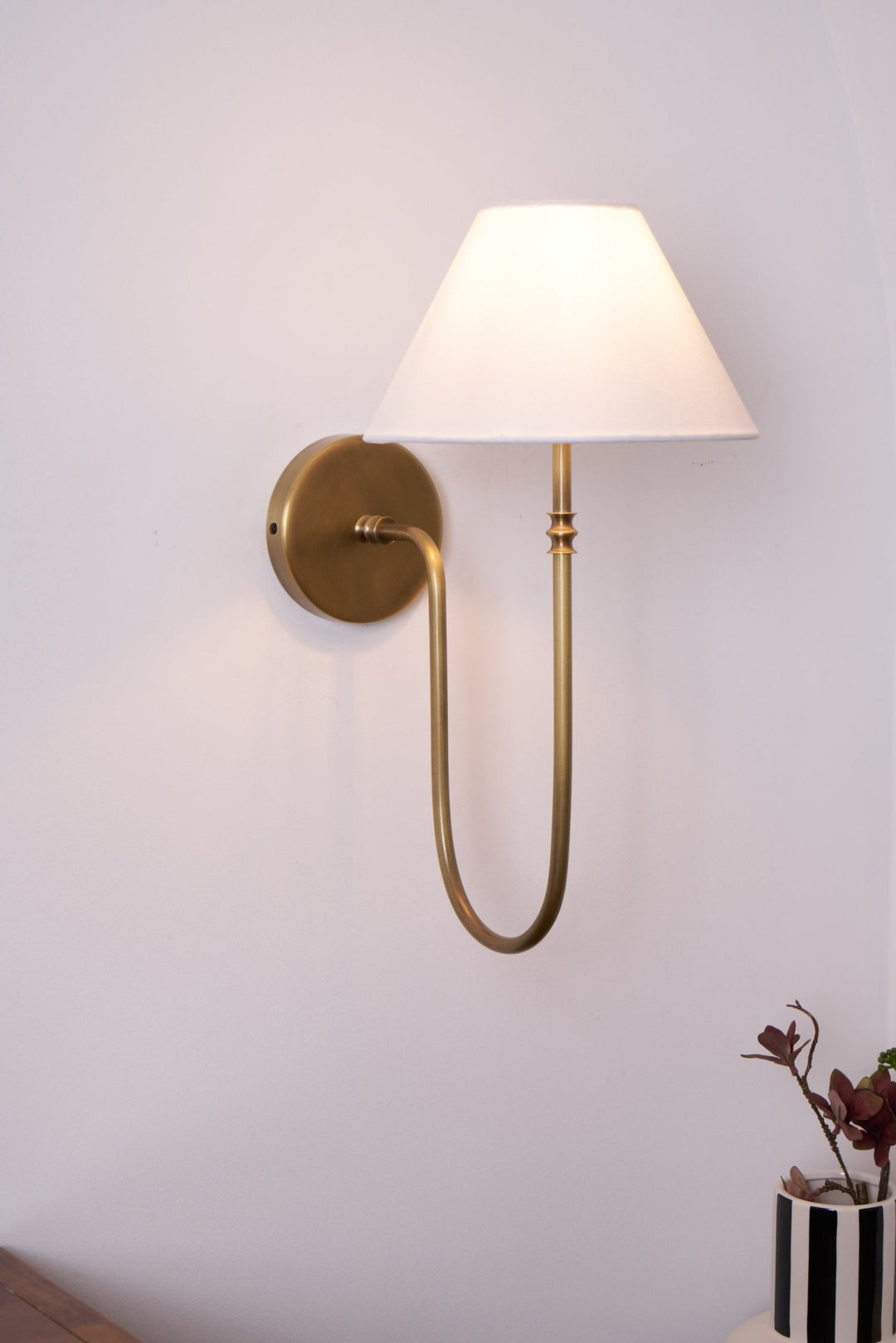 Collins Wall Light - Vakkerlight