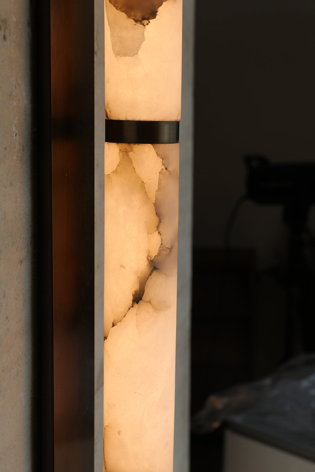 Columnar Alabaster Sconce - Vakkerlight