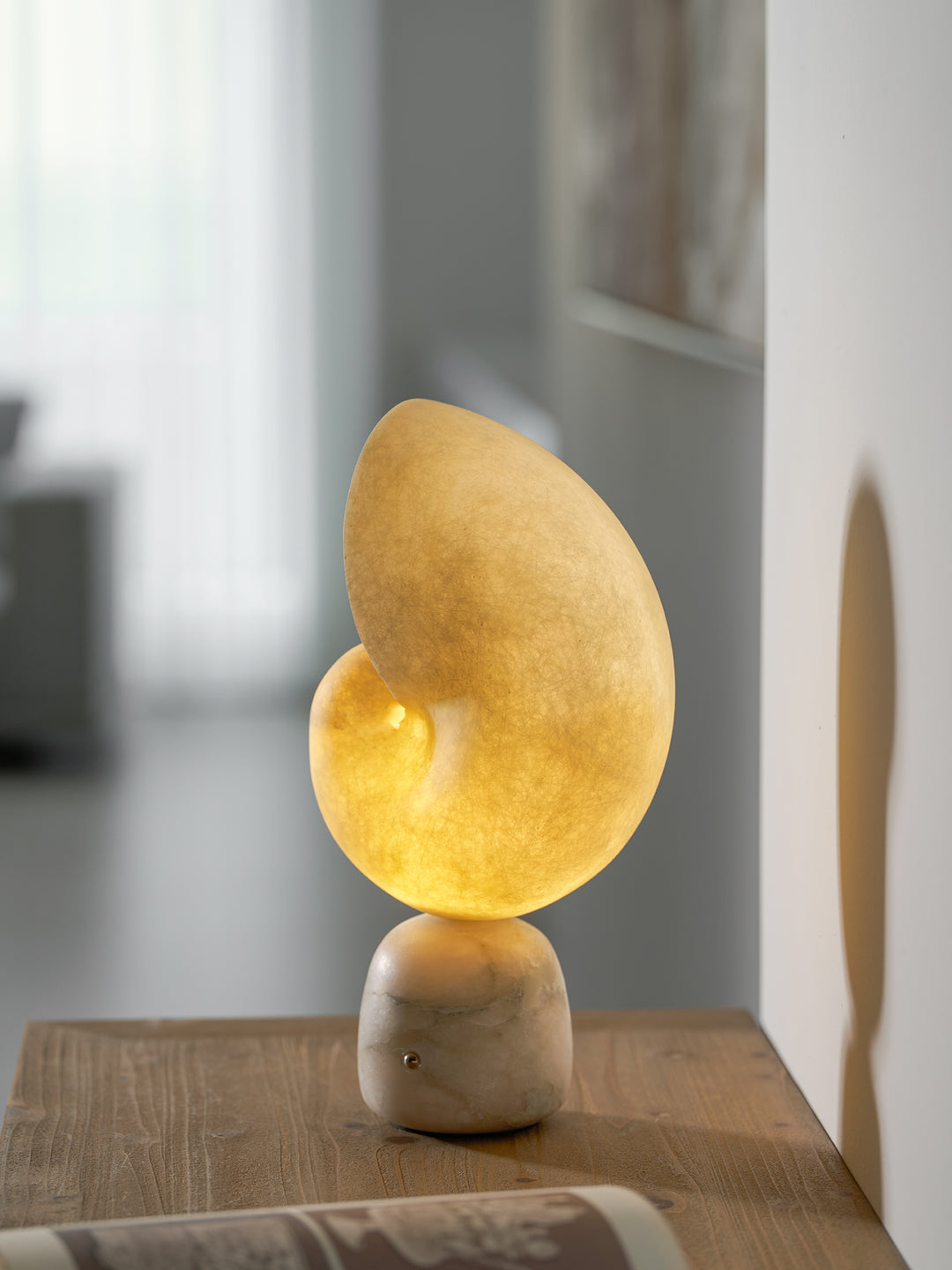 Lumora Shell Table Lamp - Vakkerlight