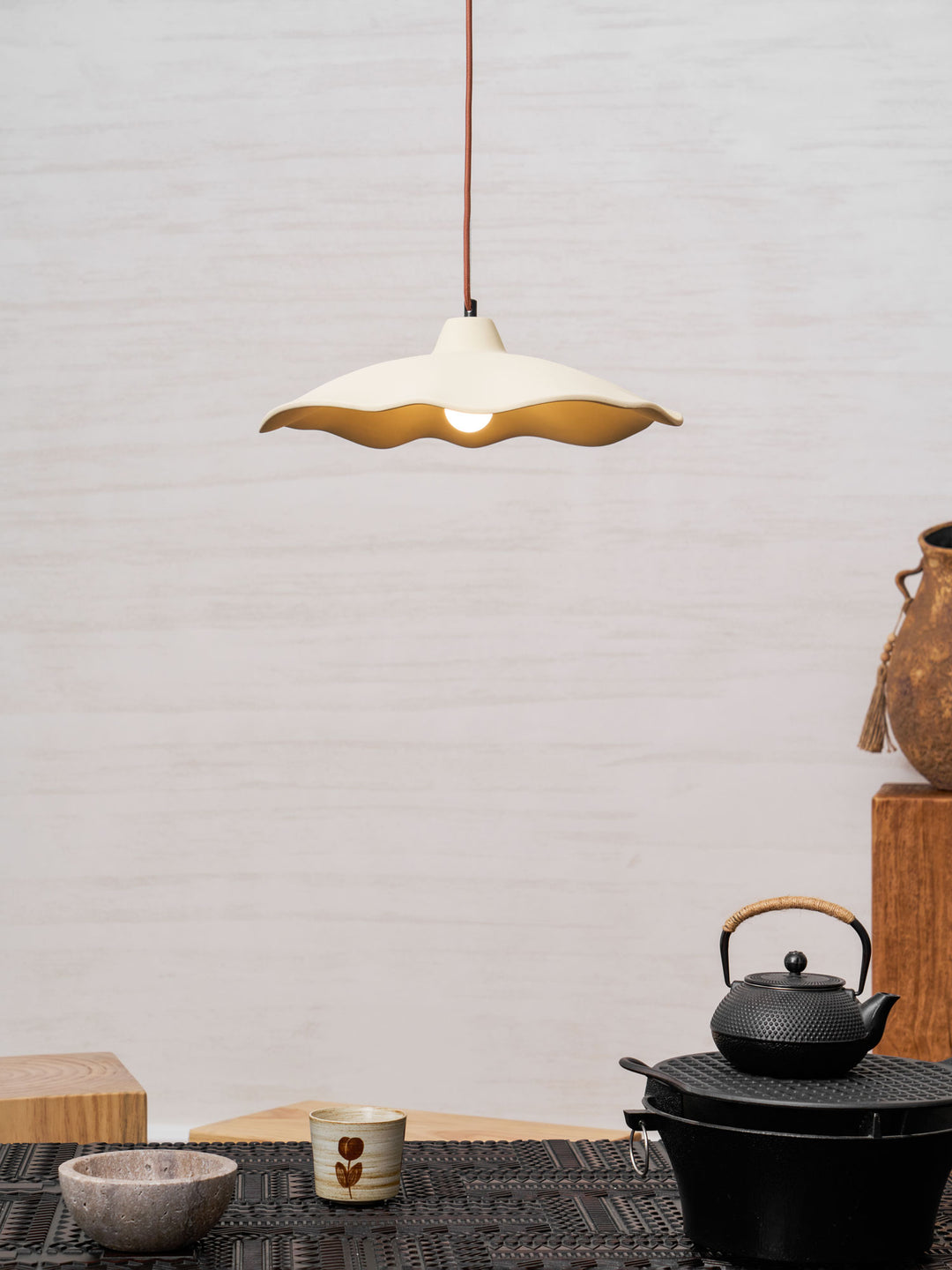 Concrete Petal Pendant Light - Vakkerlight
