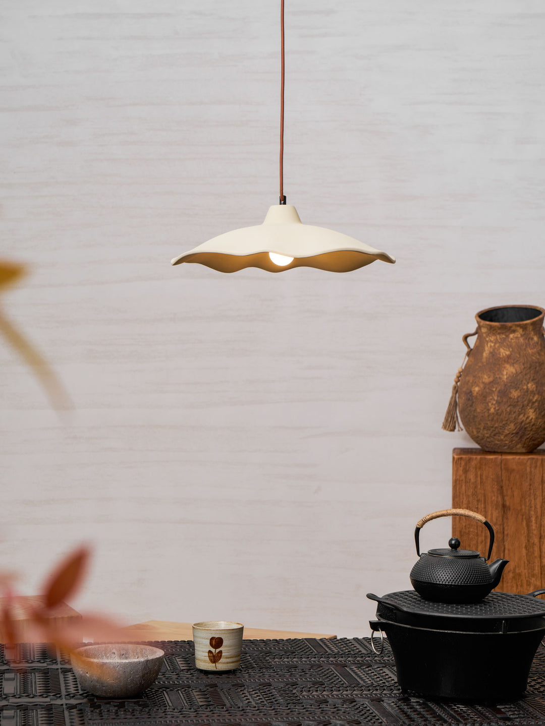 Concrete Petal Pendant Light - Vakkerlight