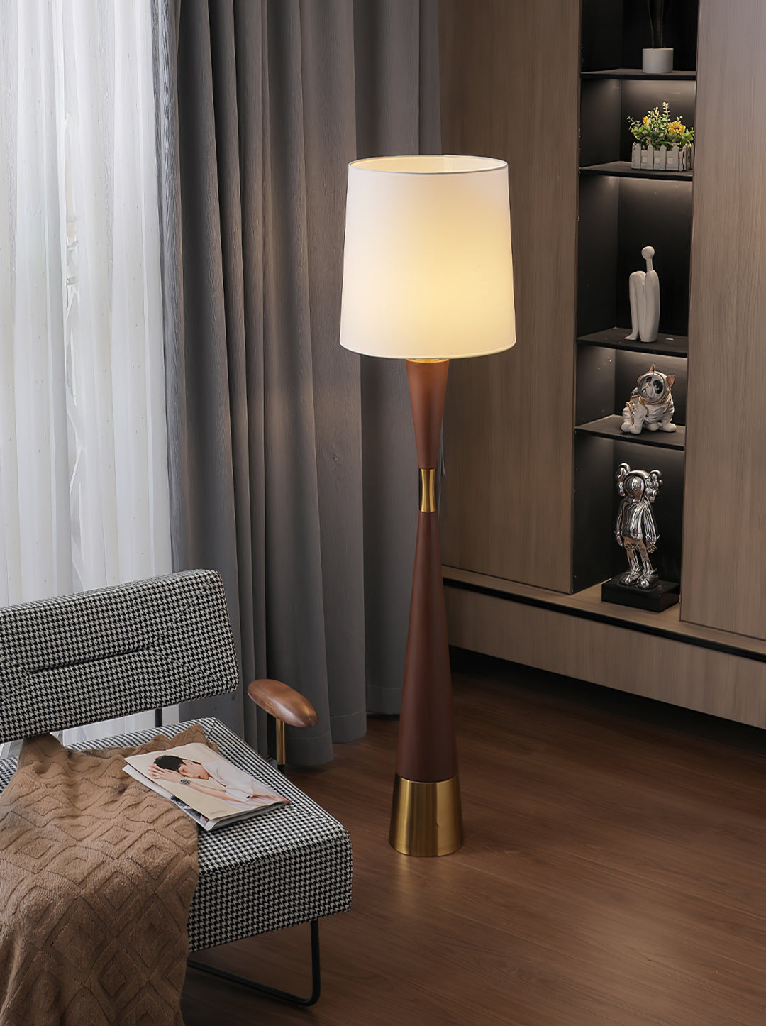 Cone Waist Floor Lamp - Vakkerlight