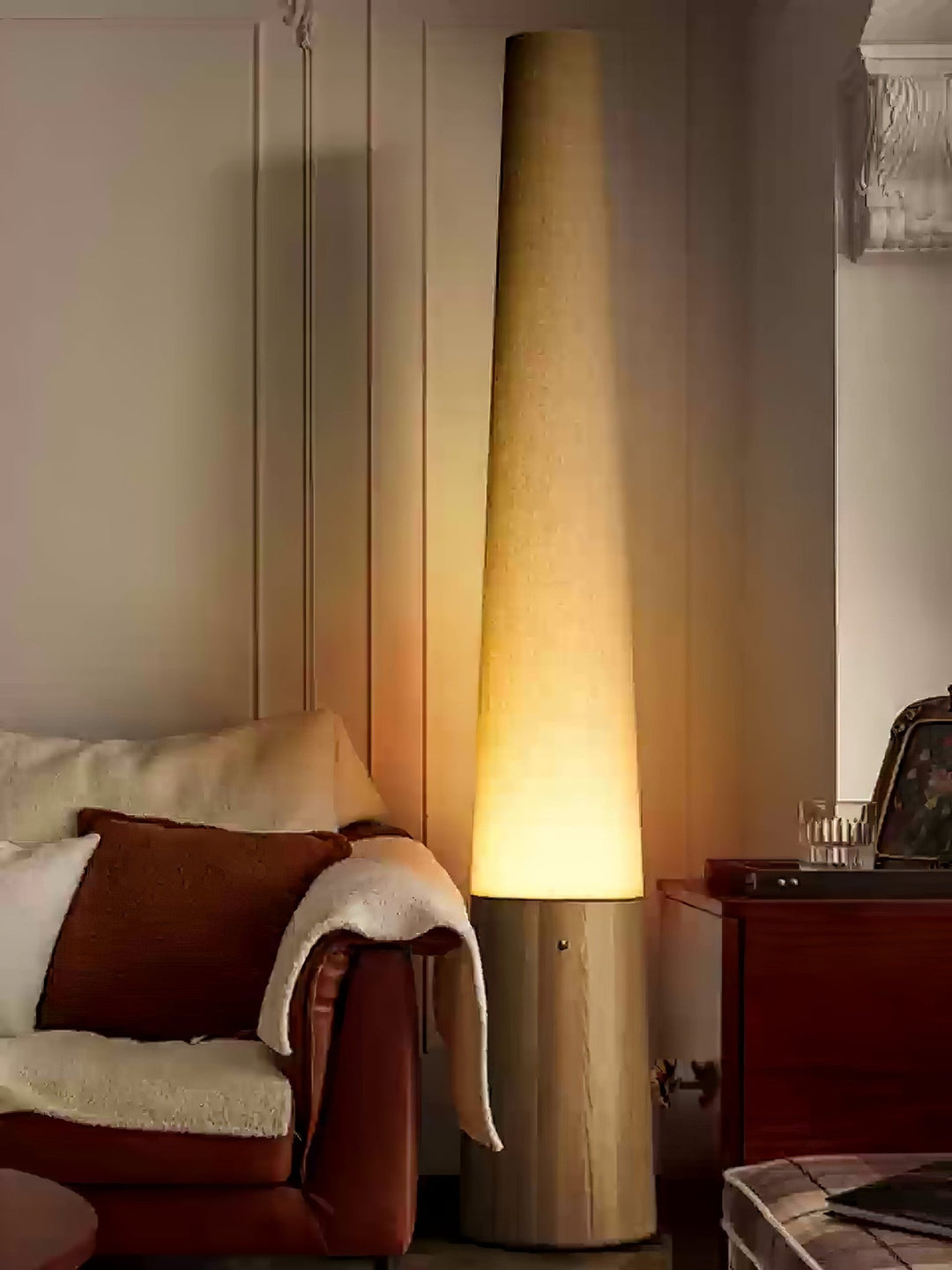 Cone Wooden Floor Lamp - Vakkerlight