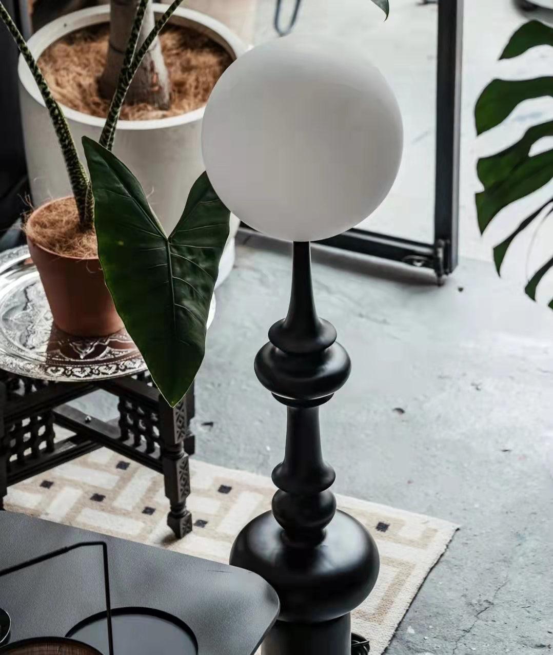 Constance Floor Lamp - Vakkerlight