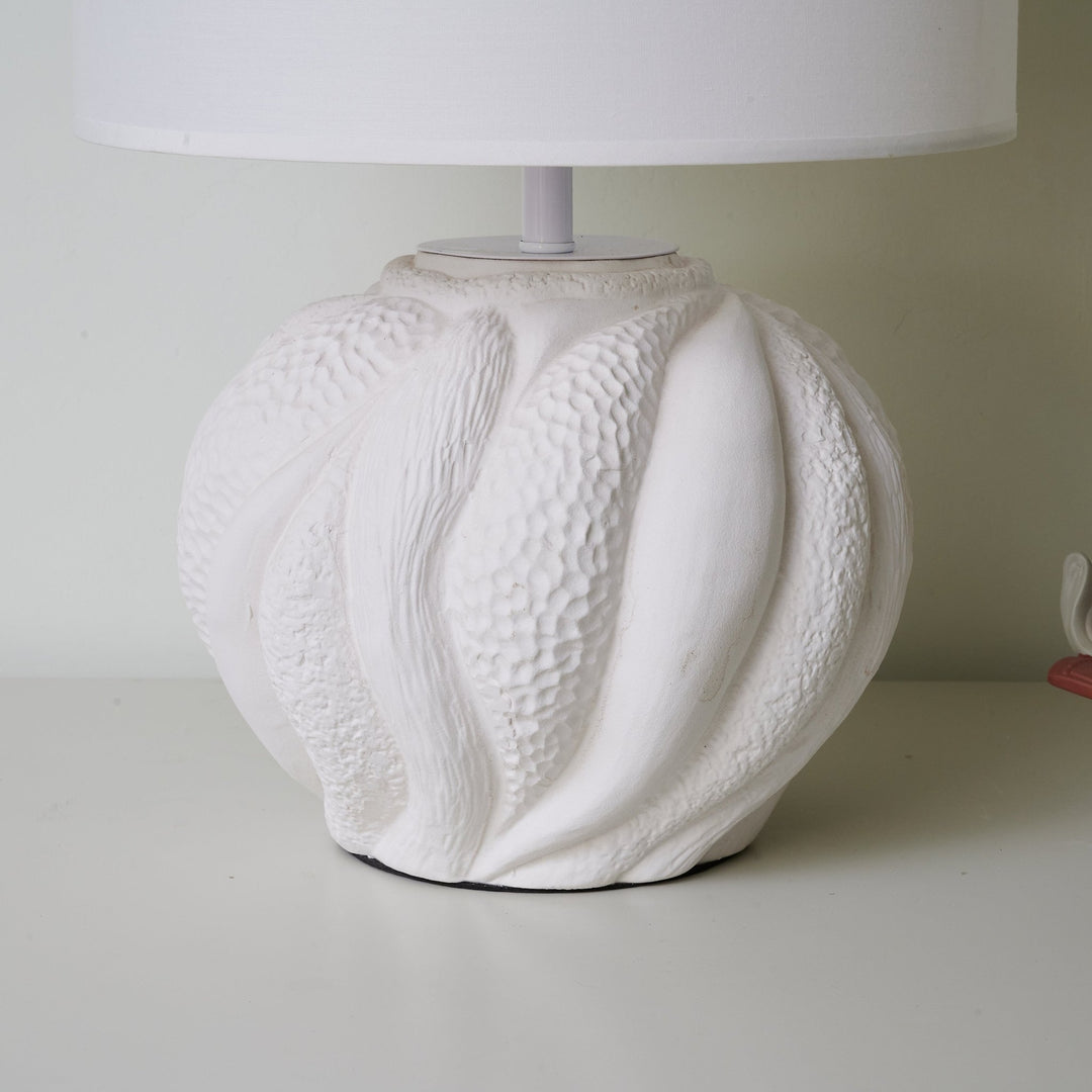 Corvara Textured Table Lamp - Vakkerlight