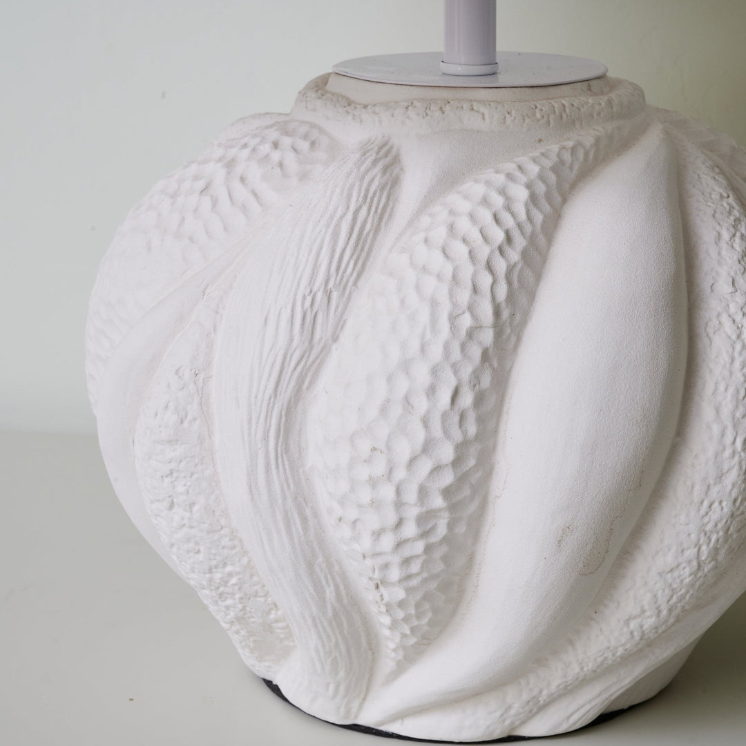 Corvara Textured Table Lamp - Vakkerlight