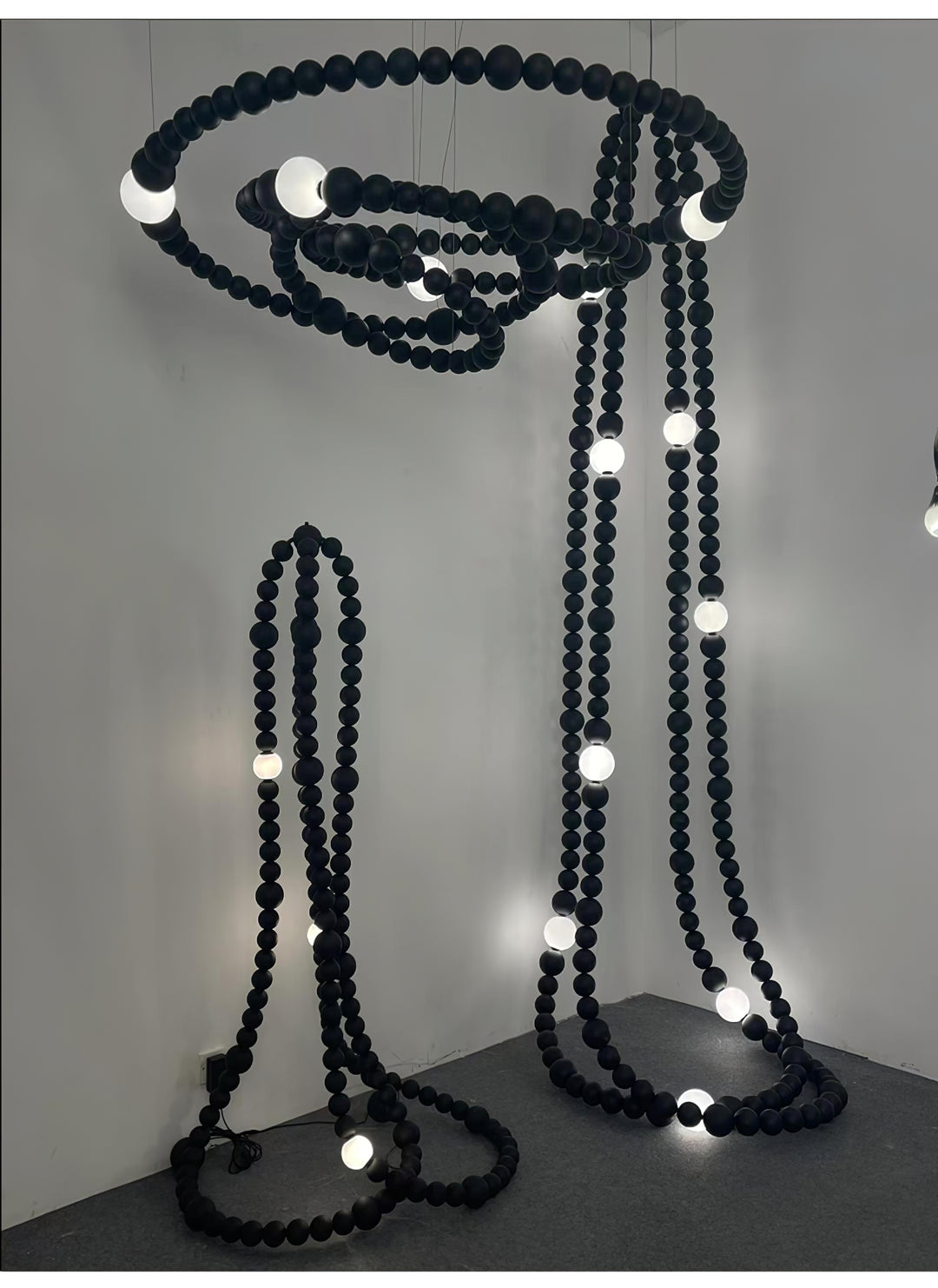 Cosmic Beads Chandelier - Vakkerlight