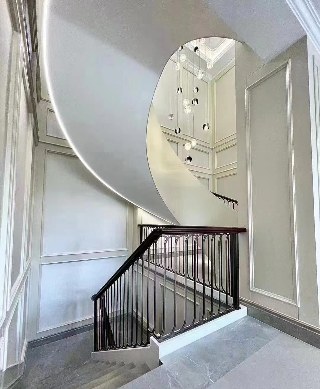 Cosmic Sphere Cascade Chandelier - Vakkerlight