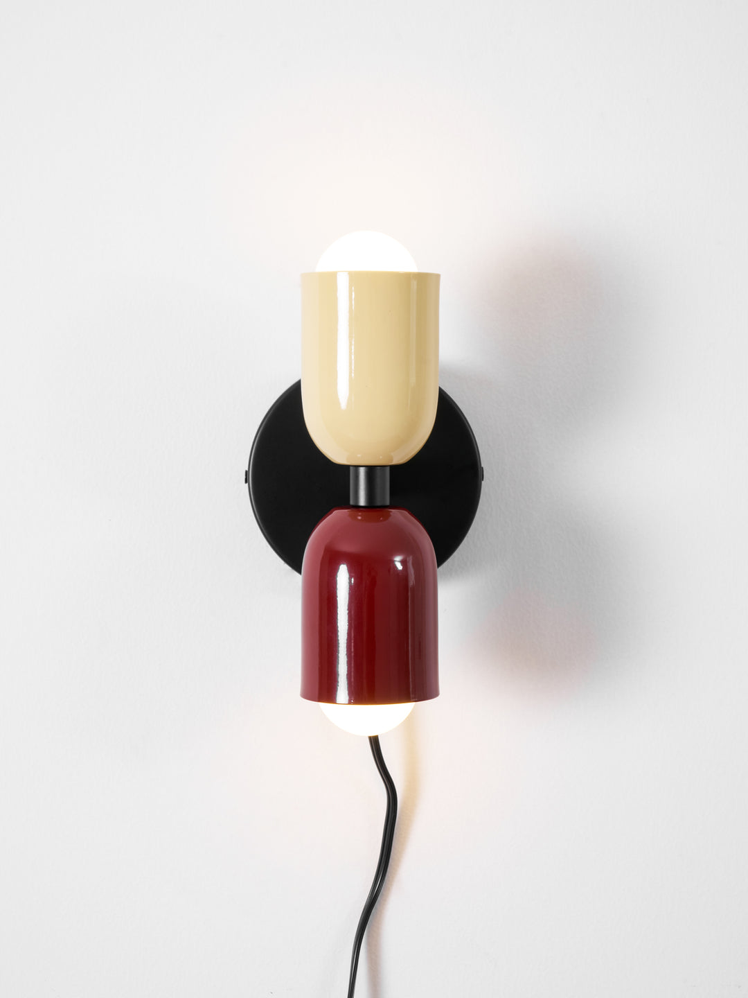 Couleur Double Plug In Wall Lamp - Vakkerlight
