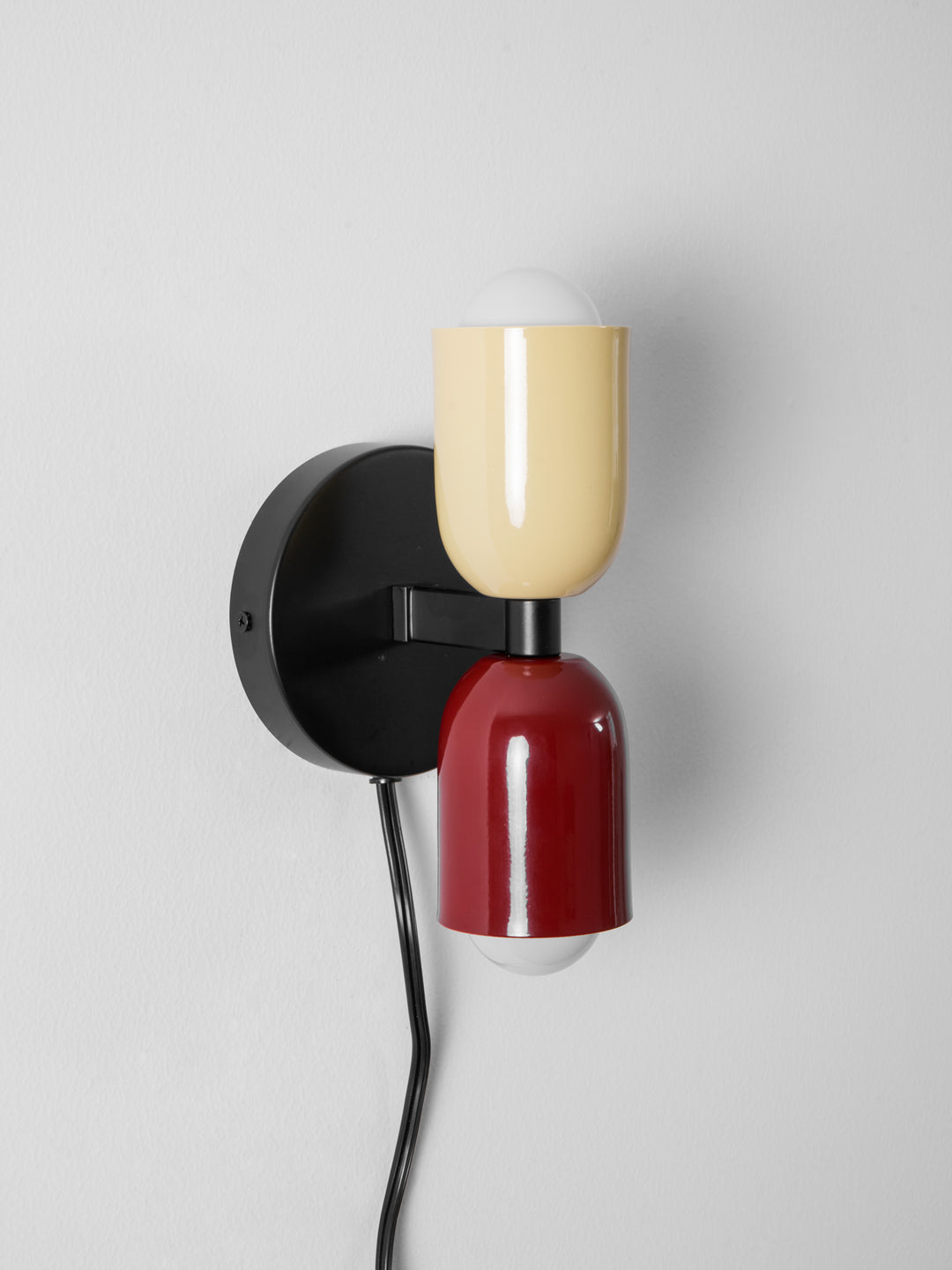 Couleur Double Plug In Wall Lamp - Vakkerlight